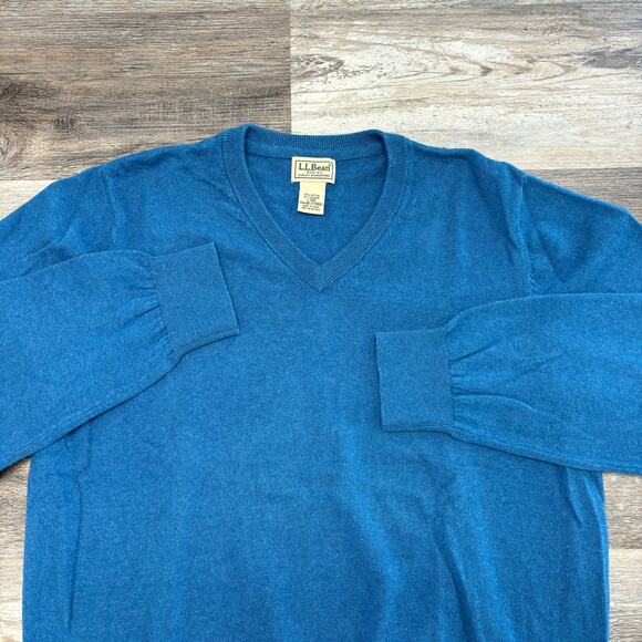 LL Bean Sweater Blue Men L V-Neck Cotton Cashmere Blend Plain Knit Pullover - Picture 2 of 9
